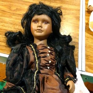 New Beautiful ❤️ Porcelain Doll.